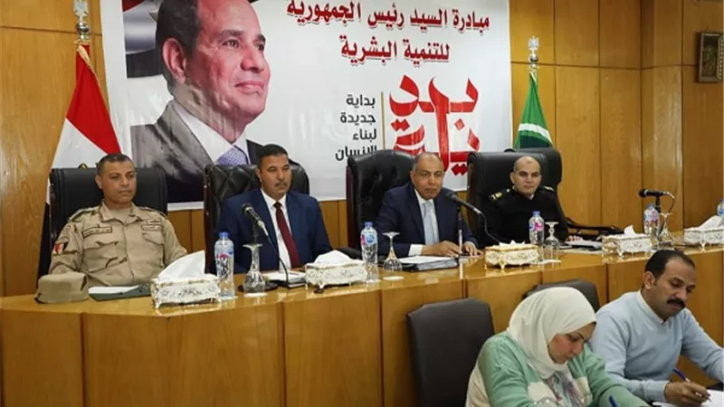 محافظ المنيا يعلن بناء مستشفى عام جديد