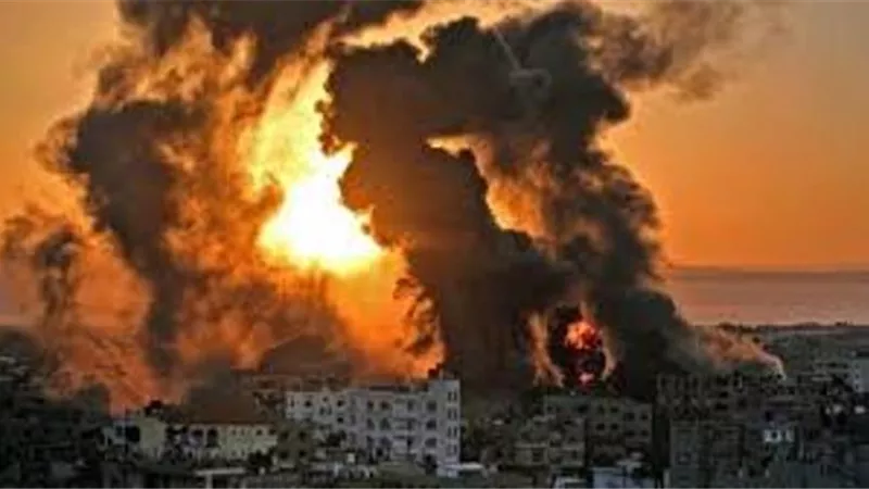 استشهاد 5 فلسطينيين فى قصف للطيران الإسرائيلى