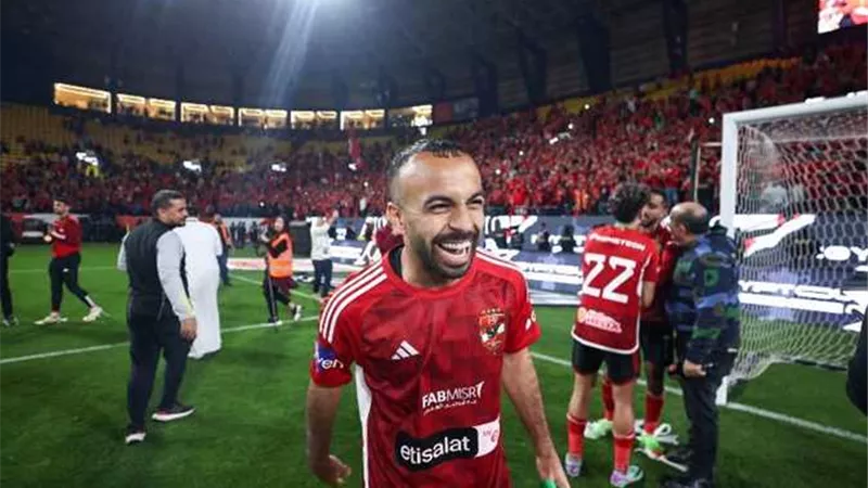 بيقول للحكم زود وقت واحنا كسبانين.. شاهد رامي ربيعة وكوميديا أفشة