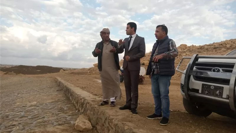 نائب محافظ مطروح يتابع سلامة سد وادي تويويع