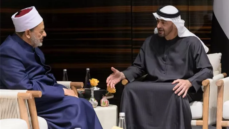 شيخ الأزهر يلتقي الشيخ محمد بن زايد في أذربيجان