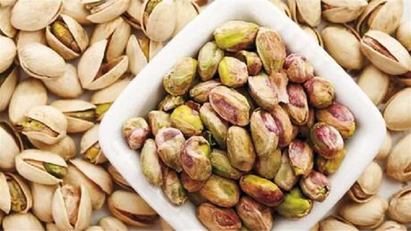 الفستق .. يعزز صحة العين ويحميها