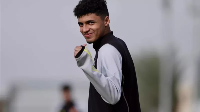 إصابة لاعب الأهلي بقطع في الرباط الصليبي