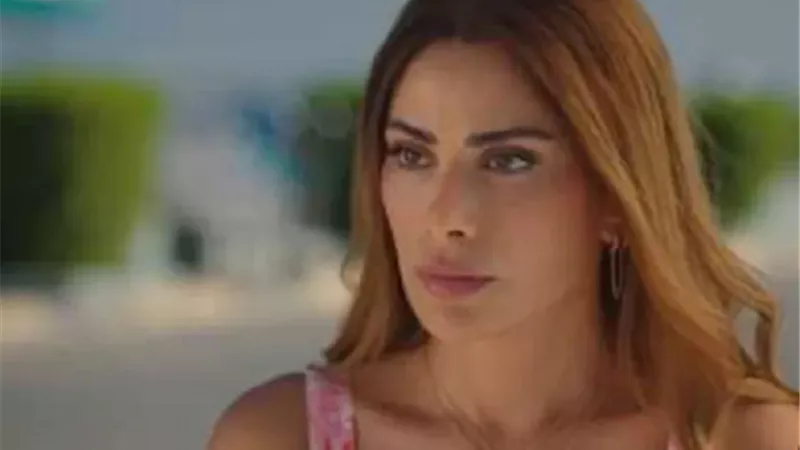 صبا مبارك في مأزق مع شقيقتها بـ 
