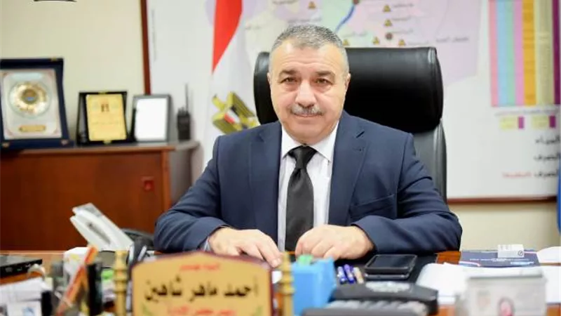 كسر مفاجئ يتسبب في إنقطاع المياه بمدينتي الزرقا والسرو بدمياط