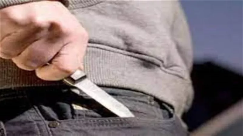 إصابة طالب إثر تعدي زميله عليه بآلة حادة بإحدى مدارس أسوان