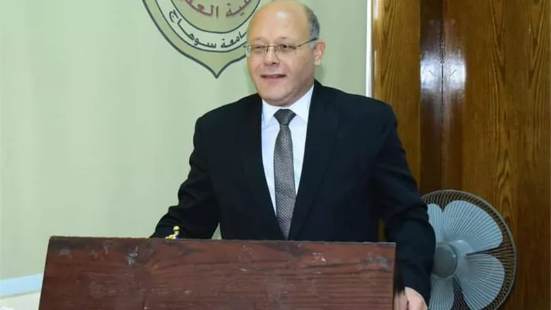غداً.. جامعة سوهاج تعلن انطلاق ماراثون انتخابات الاتحادات الطلابية
