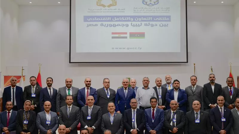 غرف صناعة الملابس الجاهزة تبحث تعزيز التعاون مع ليبيا