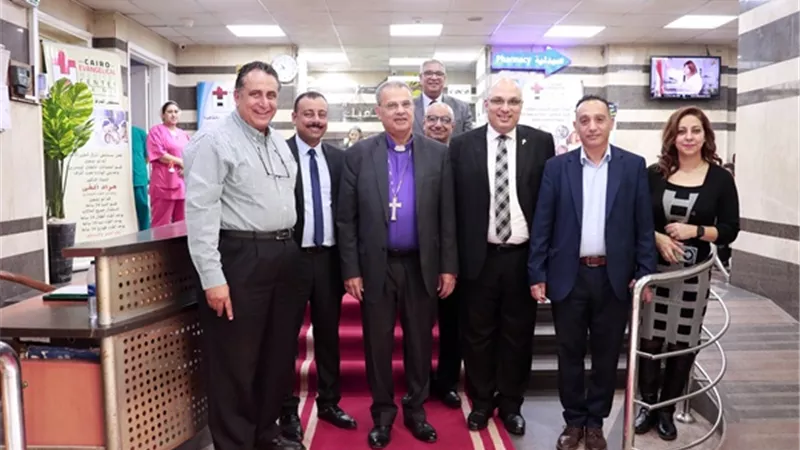 رئيس الطائفة الإنجيلية يفتتح تجديدات المركز الطبي الإنجيلي