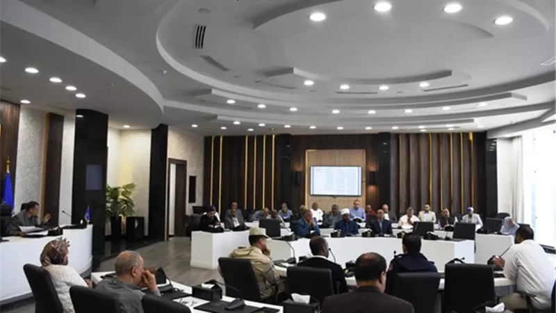 أسوان تستعد لتحديد المهام والإجراءات قبل وأثناء وبعد سقوط الأمطار
