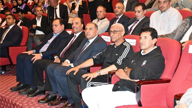 وزير الشباب ومحافظ شمال سيناء يشهدان المُنتدي الرابع لبرلمان شباب مدن القناه