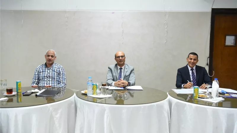 الدكتور المنشاوي يرأس اجتماع مجلس إدارة نادي الجامعة الجديد