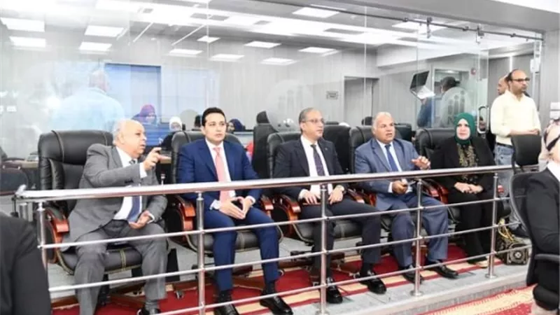 التصويت إليكتروني فى انتخابات الاتحادات الطلابية للثانوية والإعدادية