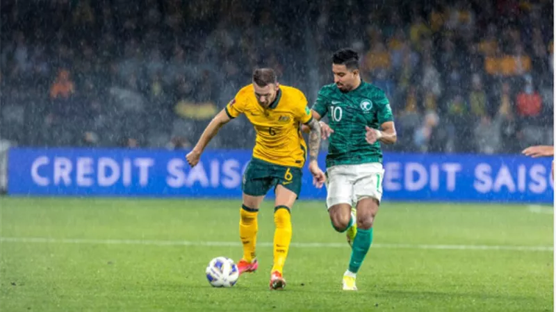 انطلاق مباراة السعودية واستراليا فى تصفيات اسيا لكأس العالم