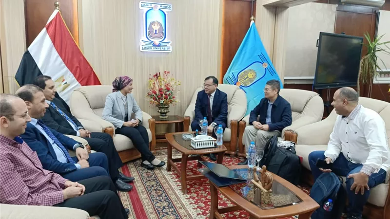 د.صابرين: التعاون مع تشنغتشو الصينية يأتي ضمن رؤية جامعتنا