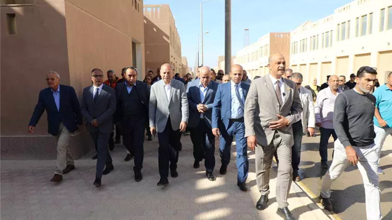 محافظ القاهرةيتفقد سوق 15 مايو المتكامل تمهيدا لطرحه للاستغلال التجاري