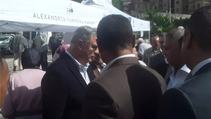 احمد خالد يتقفد النسخة الثالثة من سوق اليوم الواحد