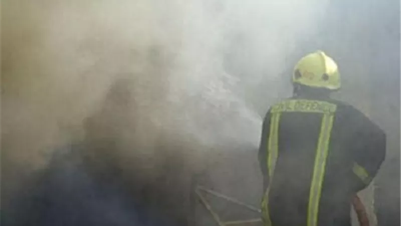 السيطر علي حريق مصنع طباعة بشبرا الخيمة