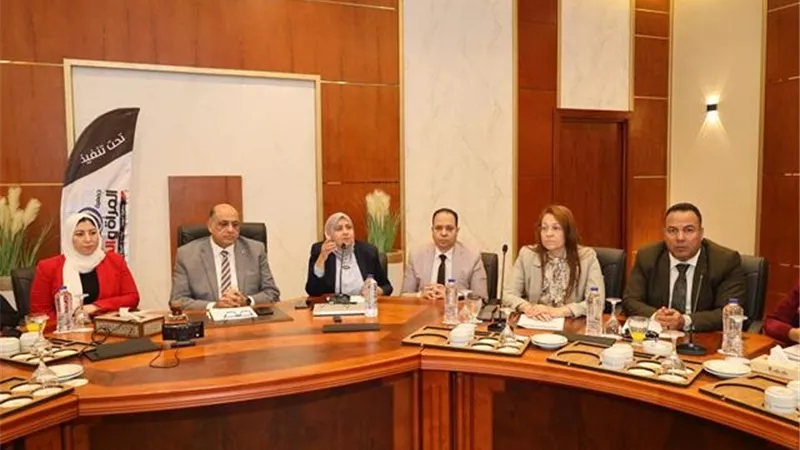 مائدة مستديرة تناقش تجريم تزويج الاطفال