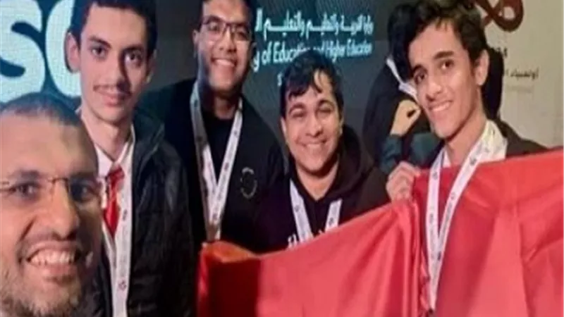 وزير التعليم يهنئ فريق مدارس المتفوقين الفائز في أولمبياد الرياضيات