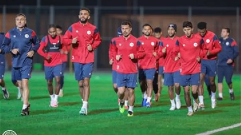 طارق حامد يعود للمشاركة في تدريبات ضمك السعودي