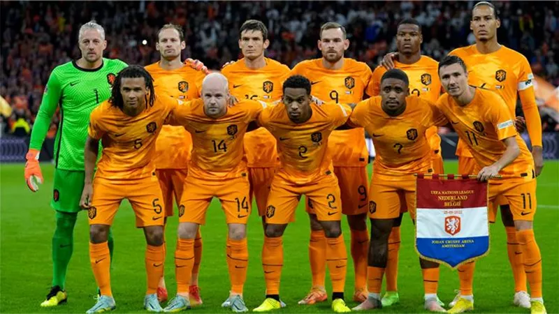التشكيل الرسمي لمباراة هولندا ضد المجر في دوري الأمم الأوروبية