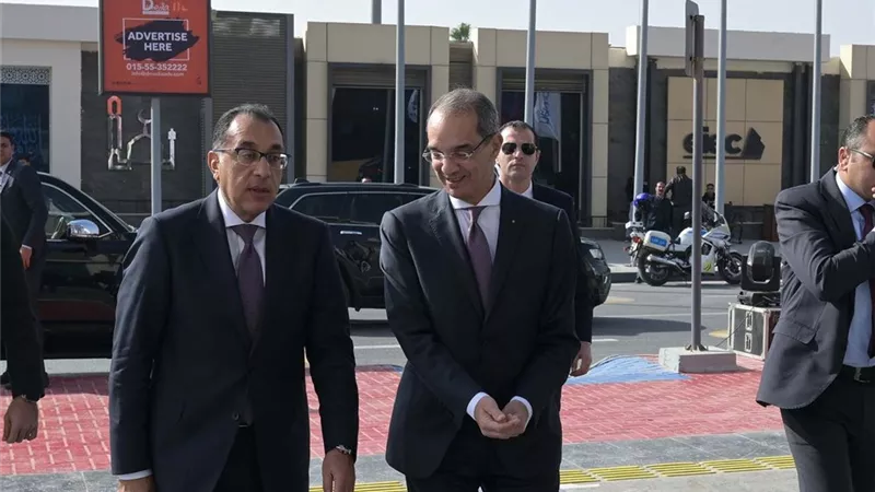 مدبولى فى جولة تفقدية لمختلف أجنحة معرض Cairo ICT’24