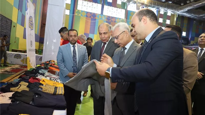 افتتاح معرض 