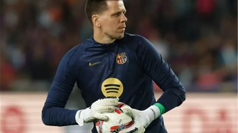 برشلونة يقترب من تمديد عقد بديل تير شتيجن