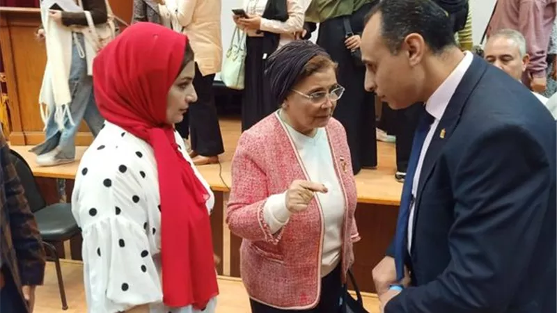 نائب وزير الصحة تتفقد خدمات وحدة بهرية رزنة وتقدم ندوة عن الألف يوم الذهبية بالزقازيق