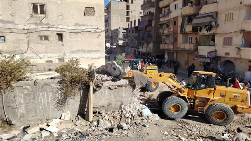 فتح طريق بالراس السوداء بالمنتزة يخدم 20 مدرسة و35 الف طالب