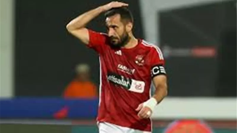 إعلامي: معلول يتعافى تماما من الإصابة والأهلي يتعامل بتقدير مع اللاعب