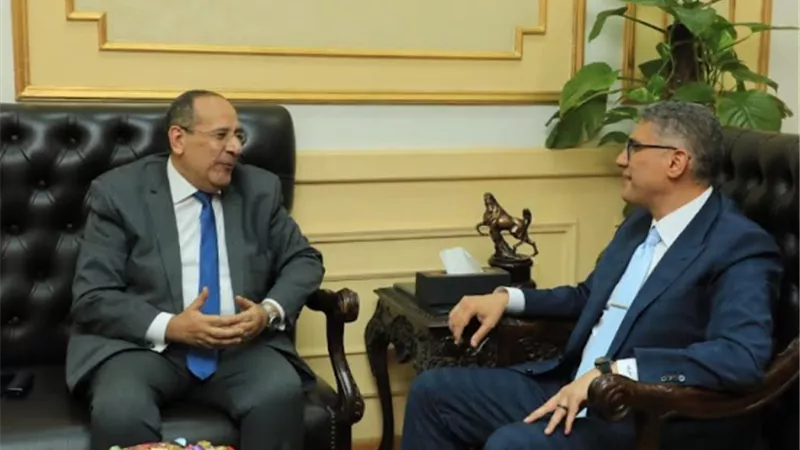 الجيزة تتفق مع التموين لتنظيم أسواق اليوم الواحد بالأحياء
