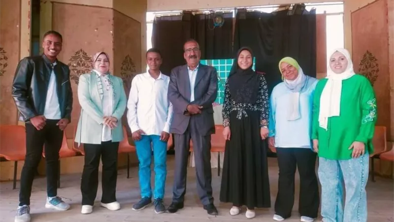 بالأسماء.. تصعيد 3 طلاب بتعليم نجع حمادي للتسابق في فن الإلقاء