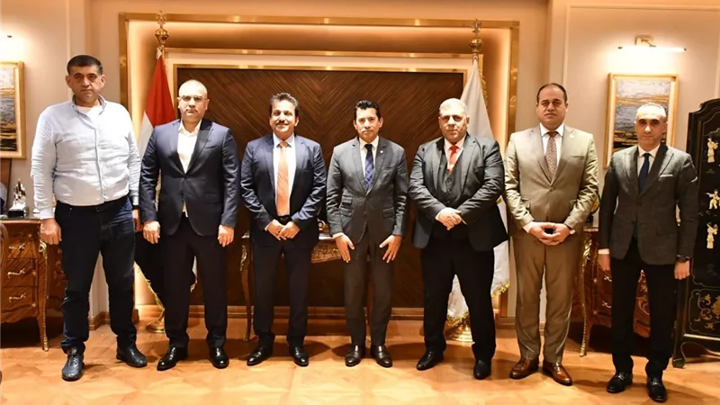 وزير الرياضة يلتقي رئيس الاتحاد الدولي للكوراش