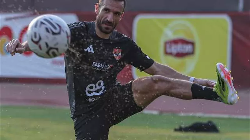 حارس الأهلي يكشف موعد مشاركة أشرف داري وعلى معلول في المباريات