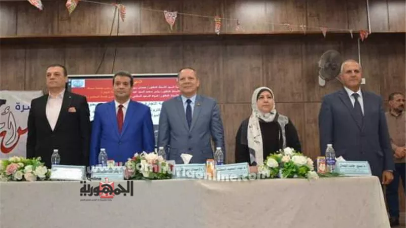 رئيس جامعة دمياط يفتتح ندوة الإرهاب الإلكتروني والهجرةغير الشرعية
