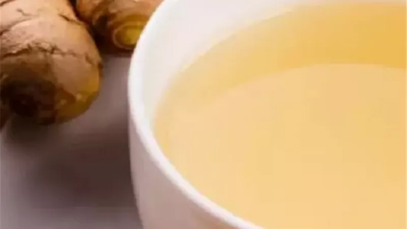 فوائد مشروب الزنجبيل والعسل والليمون الدافئ