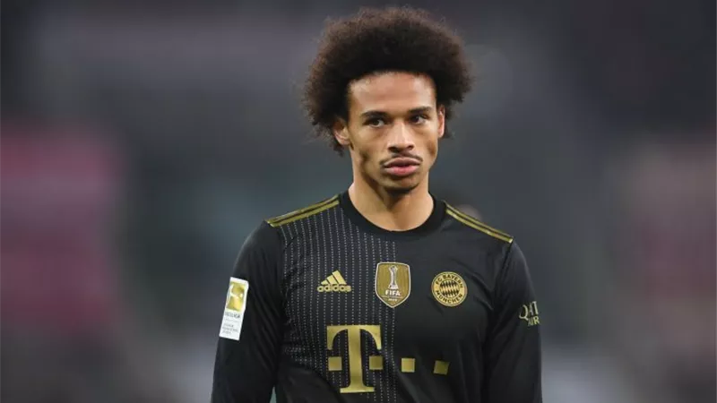 ساني يحسم موقفه من اهتمام ليفربول وآرسنال بالتعاقد معه