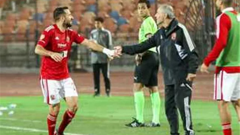 موقف الأهلي النهائى من التجديد مع علي معلول