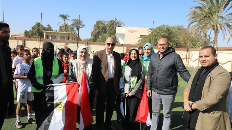 محافظ المنيا يتفقد مركز شباب نواى بملوى