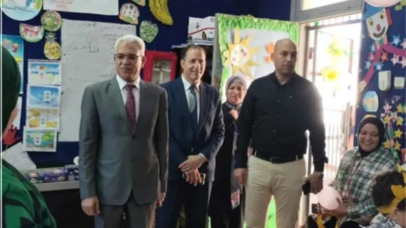 مدير تعليم الإسماعيلية يتفقد مدارس إدارة شمال