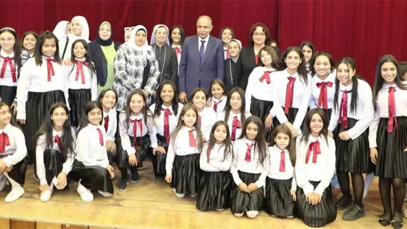 محافظ المنيا يشارك فى احتفالية أعياد الطفولة
