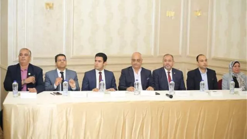 حوار مجتمعى لإحدى شركات البترول العاملة بمدينة العلمين