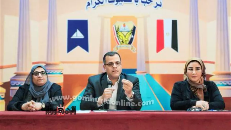 عمارة يطالب موجهي المواد بإمتحانات تيرم واضحة تراعي مستوى الطلاب