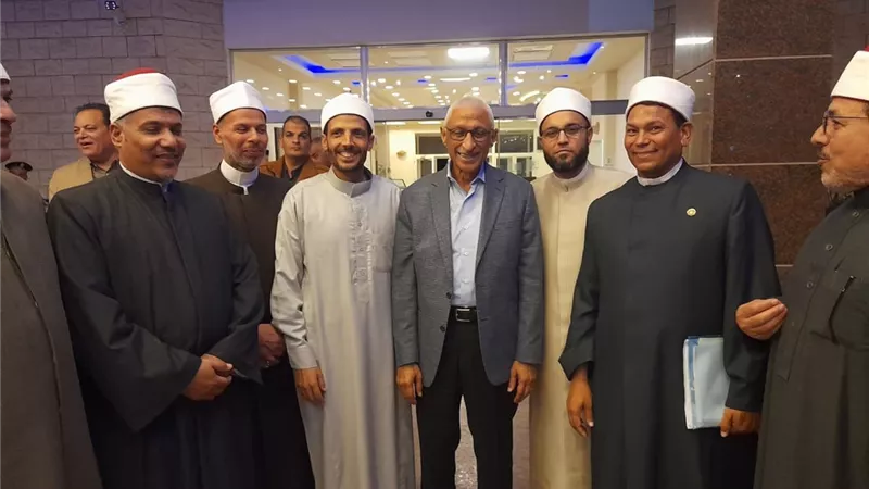 وكيل وزارةالصحة بسوهاج يستقبل رئيس المنطقة الأزهرية لبحث التعاون