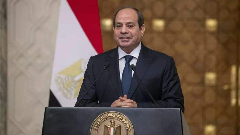 الرئيس: خيارنا للسلام العادل والمستدام يفرض علينا الاستمرار في بناء قدرات القوى الشاملة لصون وحماية الوطن