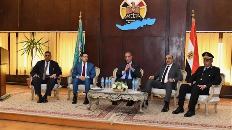 محافظ الفيوم.. يترأس اجتماع المجلس التنفيذي للمحافظة