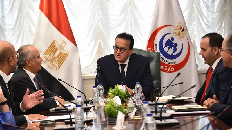 وزير الصحةيبحث مع وفد شركة يونيسون الإماراتية تعزيز التعاون الصحي