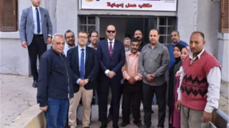 وزير العمل يوجه بتوفير وظيفة لمواطن من ذوي الهمم بالجيزة
